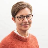 100+ perfiles de «Ruby»