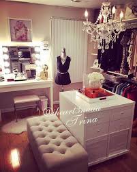 Omg Gorgeous Diy Vanity Mirror Forever You Ve Probably Wanted To Make Forever Glam Room Home Decor Dressing Room Closet