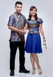 Beli produk baju couple kekinian berkualitas dengan harga murah dari berbagai pelapak di indonesia. 65 Model Baju Couple Untuk Kondangan Anak Muda Terbaru 2020
