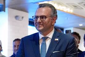 Howard Engle dies at 89; lifelong smoker filed landmark suit against  tobacco companies