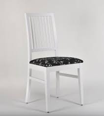 Sitz und lehne gut gepolstert und ergonomisch geformt. Lackierter Stuhl Mit Gepolsterter Sitzflache Idfdesign