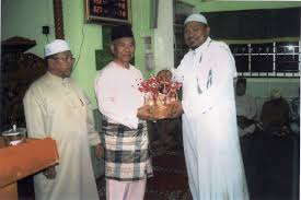 Ustaz abdul muhaimin mohd shahar al hafiz. Sambutan Maulidur Rasul 1433 Ceramah Khas Oleh Ustaz Hanafiah Abd Razak Pada 31 Mac 2012 Masjid Al Istiqamah Kampung Tasek Gemereh Segamat Johor Darul Ta Zim