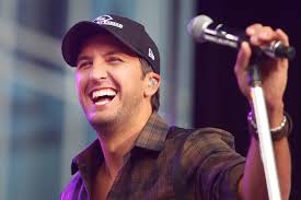 Country Music Memories: Clay Walker Earns First Platinum Album