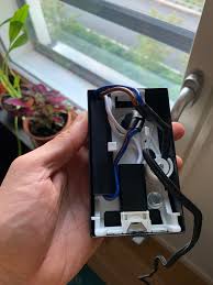 Easy to place where you want it in the kitchen. 2nsnpeyoi6czzm