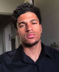 Light Skinned Black Actor With Green Eyes Pin By Taty Torres On A Model References Dark Skin Boys Dark Skin Men Light Skin Men