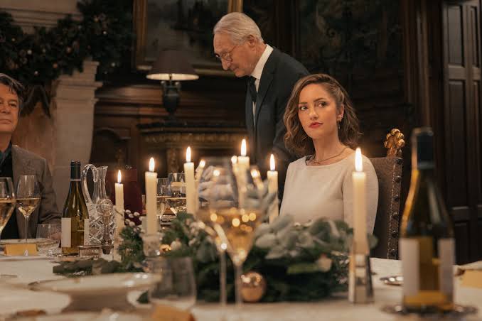 Champagne Problems': Cast, Release Date, Plot of Minka Kelly Holiday  Romantic Comedy - Netflix Tudum