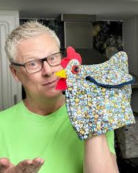 Valerie Mooney's Instagram, Twitter & Facebook