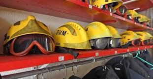 Incêndio em casa devoluta no Funchal