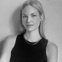 Fay Hofmann's Instagram, Twitter & Facebook