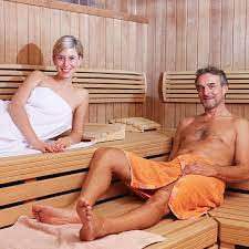 In diesen Ländern darf man nicht nackt in die Sauna