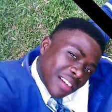 TOYOTA AQUA PRICE $2300 APP NUMBER +27 71 069 5184 For more information  Everything still in gud condition