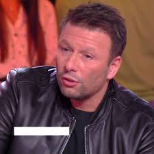 Raymond Aabou ivre sur le plateau de TPMP ? Cyril Hanouna interpellé par  l'état de son chroniqueur (ZAPTV)