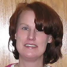 Anne Leach's Instagram, Twitter & Facebook