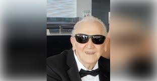 Michael Dileo's Instagram, Twitter & Facebook