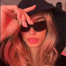 danielle copp (@daniellefcopp)