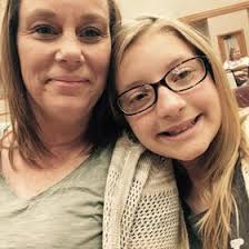 Sally Holcomb (sallymae71)