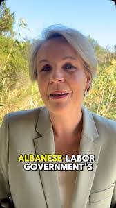 Cheryl Bianchi's Instagram, Twitter & Facebook