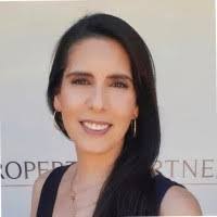 Paula Toro's Instagram, Twitter & Facebook