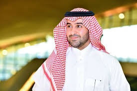 أصدر الأمير سلطان بن فهد، الرئيس العام لرعاية الشباب ورئيس الاتحاد السعودي لكرة القدم في ذلك الوقت، قرارا بإيقاف معجب الدوسري لمدة 6 أشهر، ثم اتجه «الدوسري» إلى التحليل. ÙÙŠØµÙ„ Ø¨Ù† Ø³Ù„Ø·Ø§Ù† Ø¢Ù„ Ø³Ø¹ÙˆØ¯ Ø§Ù†Ø§ Ø´Ø§Ø¹Ø± ÙˆÙ„Ø³Øª ØªØ§Ø¬Ø± Ø§Ù„Ø±Ø¬Ù„