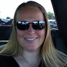 Danielle Clausen (@misbvn)