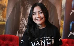 Saya enggak mau pacaran dulu. Prilly Latuconsina Seleksi Ceritanya Media Investigasicom