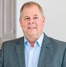 Kevin Routh's Instagram, Twitter & Facebook