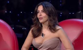 L'autocertificazione il vademecum fino al 15 gennaio. Sabrina Ferilli Gravidanza L Attrice Presto Mamma Rotondita Sospette Alimentano Il Gossip Foto Urbanpost