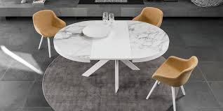 La manivelle latérale fait coulisser les astuce: Tables Extensibles Notre Shopping Pour Gagner De La Place Marie Claire