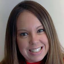 Kim Stead's Instagram, Twitter & Facebook