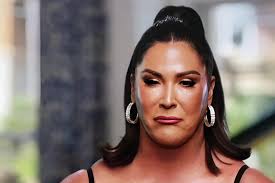 Isn't it funny, that Emily is making fun of other women's looks? Category  is „Wrestlemania 1992“!