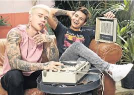 The latest tweets from benji & fede (@benjiefede): Benji Fede Wir Streiten Uns Nie Pressreader