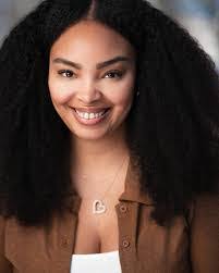 Desire Smith's Instagram, Twitter & Facebook