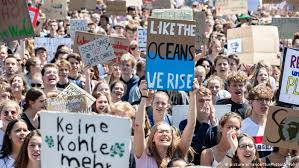 In hamburg ist der wert mit 25,0 noch etwas höher. Germany S Youth Wake Up To Their Political Power Germany News And In Depth Reporting From Berlin And Beyond Dw 08 06 2019