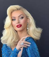 MISS UNIVERSE FAVORITAS