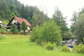 Ein gekauftes wochenendhaus bietet zudem meist mehr komfort, da es ein eigenes badezimmer und einen wasseranschluss besitzt. Wochenendhaus Frankische Schweiz Kaufen Haus Kaufen In Der Region Frankische Schweiz 112 Aktuelle Angebote Im 1a Immobilienmarkt De Weitere Artikel Von Drittanbieter Verlage Gutscheinanbieter Etc