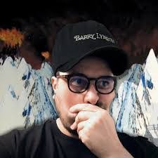 Katie Chenoweth's Instagram, Twitter & Facebook