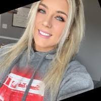 Tracy Calabro's Instagram, Twitter & Facebook