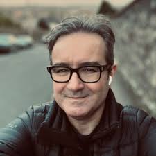 Blue Sky's Vision: A Customizable Social Media for Everyone by Antonio  Santos