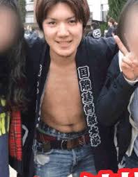 Mar 16, 2021 · 眞子内親王の結婚問題は、婚約を容認された上皇・上皇后、その後に皇位に就かれた天皇・皇后の4方の意を受ける形で宮内庁長官が小室氏側の. çœžå­æ§˜å©šç´„åå¯¾ Twitter Search Twitter