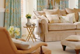 Flat drapery panels look very similar to pleated drapes when opened. How To Match Your Drapes And Carpet Without Redecorating Sheknows