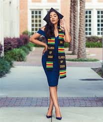 Wavy graduation hairstyle for long hair. Unice Hair Graduation Sale 2020 Graduation Hairstyles That You Will Love Blog Unice Com