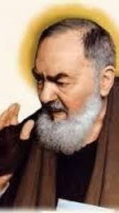 Todos los 23 día del PADRE PÍO , pidamos por nuestros deseos ...