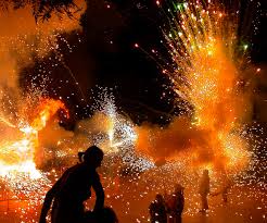 Hoy se celebra la noche de san juan 2021. La Magia De San Juan Inunda Las Playas De Barcelona Valencia Tenerife Y Marbella Viaja Vive Vincci