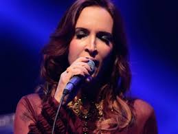 Show- Nila Branco em Sete Mil Vezes