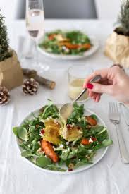 Rezept Wintersalat Ziegenfrischkase Raviolo Karamellisiertem Kurbis Wintersalat Ziegenfrischkase Rezepte