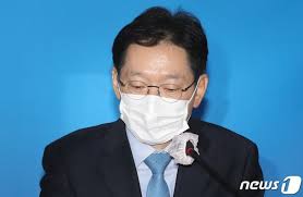 Jun 08, 2021 · 일요신문 #2021년 방목생태축산농장 조성사업 최다 선정경상남도(도지사 김경수)는 유휴산지를 활용한 조사료 자급으로 생산비를 절감하고 친환경축산 실현을 위해 농림축산식품부에서 공모 실시한 2021년 방목생태축산농장 조성사업에서 경남도가 전국 유일하게 4개소가 선정됐다고 밝혔다.방목. ê¹€ê²½ìˆ˜ ë„ì§€ì‚¬ ê°„ë¶€íšŒì˜ ëª¨ë'ë°œì–¸ ë„¤ì´íŠ¸ ë‰´ìŠ¤