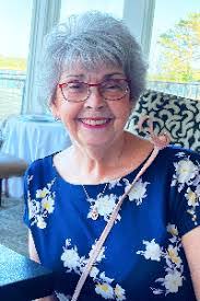 Jennifer Dunbar's Instagram, Twitter & Facebook