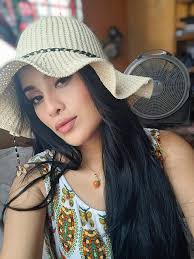 Hola, me caes bien 😍😘, pero nunca respondes a mis comentarios 🥹. ¡Espero  saber de ti pronto!