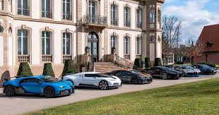 Rating for bugatti based on 3 review (s) check out the 2021 bugatti price list in the malaysia. 6 Selebriti Yang Tidak Dibenarkan Untuk Beli Kereta Bugatti Motoqar