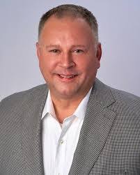 Darin Bishop's Instagram, Twitter & Facebook